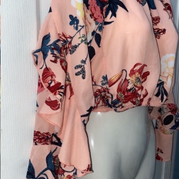 Charlotte Russe Floral Ruffle Sleeve Crop Top Blouse Juniors / Women’s Small - Picture 6 of 12